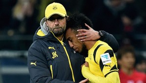 Jürgen Klopp tröstet seine Jungs - und kann nicht begreifen, was derzeit beim BVB passiert