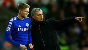 Da geht's lang: Andre Schürrle und Jose Mourinho gehen wohl wieder getrennte Wege