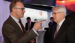 Karl-Heinz Rummenigge (l.) sieht begrenztes Verbesserungspotenzial für die TV-Vermarktung