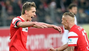 Nils Petersen (l.) sollte eigentlich das Stürmer-Problem des SC Freiburg beheben