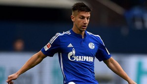 Matija Nastasic wird auch nächstes Jahr königsblau tragen