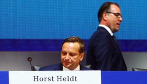 Horst Heldt versuchte sich auf der Jahreshauptversammlung am Turnaround