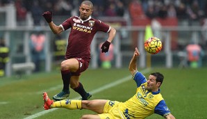 Bruno Peres (l.) konnte in 20 Liga-Spielen für Turin vier Vorlagen beisteuern