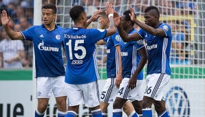 Am Samstag steigen 12 weitere Teams ins Geschehen ein, u. a. muss S04 zur Eintracht reisen