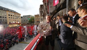 Die obligatorischen Feierlichkeiten am Marienplatz stiegen am Abend