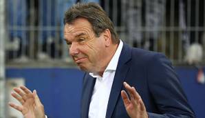 Heribert Bruchhagen vorm Bundesliga-Spiel gegen den FC Bayern