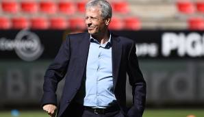 Zwischenzeitlich geisterte auch der Name Lucien Favre durch die Medien. Dieser wird jedoch aus seinem Vertrag bei Nizza nicht während der Saison herauskommen