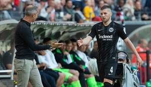 Ante Rebic holt sich nach einem Tor und einer Vorlage gegen Hannover seinen verdienten Applaus ab.