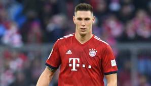 NIKLAS SÜLE: Nach dem Seitenwechsel ins eine oder andere Laufduell verstrickt, die er mit seiner ganzen Klasse für sich entschied. Spielte die meisten Pässe beim FCB und brachte davon 96 Prozent an den Mann. Note: 2,5.