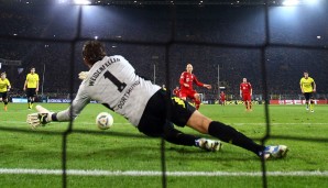 TOR - Roman Weidenfeller (43 Pflichtspiele): Der damalige Stammkeeper verlor seinen Platz zwischen den Pfosten 2015 an Roman Bürki. Im Sommer 2018 beendete er seine Karriere.