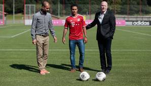 Thiago (für 25 Millionen Euro vom FC Barcelona zum FC Bayern im Sommer 2013): "Thiago oder nix", sagte Trainer Pep Guardiola - und sein Wunsch wurde erhört. Seit Jahren einer der technischen besten Bundesligaspieler.