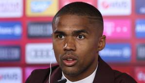 Douglas Costa (im Oktober 2020 von Juventus Turin - Leihgebühr: 250.000 Euro): Der Brasilianer spielte schon von 2015 bis 2017 für Bayern. Nicht Salihamidzic exklusiv machte sich für die Leihe stark, sondern auch einige Spieler, die Costa noch kannten.