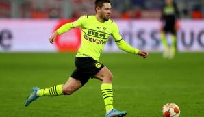 RAPHAEL GUERREIRO: Laut Ruhr Nachrichten ist es möglich, dass der BVB über einen Verkauf von Guerreiro nachdenkt, um noch eine Ablösesumme zu erzielen. Sein Marktwert liegt bei rund 35 Mio. Euro, Barca ist wohl interessiert. Vertragsende: 2023.