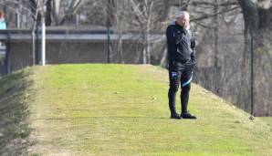 Felix Magath auf dem Sprint-Hügel der Hertha.