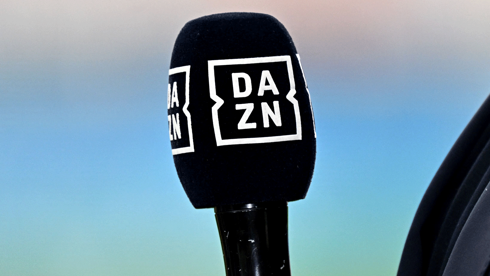 dazn-1600