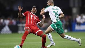 Jerome Boateng im Zweikampf im Testspiel in Doha