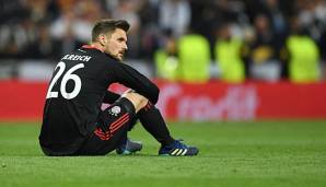 Sven Ulreich saß nach Abpfiff noch minutenlang alleine auf dem Spielfeld.