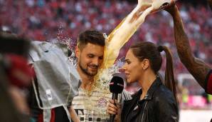 Sven Ulreich erwischte es sogar beim Interview mit Sky. Der Übeltäter?