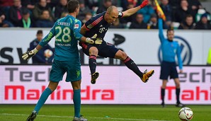 Der FC Bayern mit Arjen Robben (r.) holten in Wolfsburg den 20. Saisonsieg