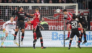 Die Führung für Ingolstadt: Morales köpft zum 1:0 ein