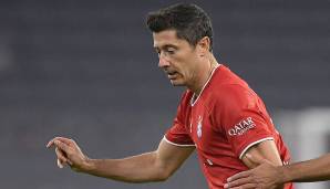 ROBERT LEWANDOWSKI (bis 82.): Leitete das 1:0 und das 3:2 ein. Ansonsten eher weniger auffällig, kam selten zum Abschluss. Verarbeitete den (zugegebenermaßen) schwierigen Pass von Martinez vor dem 2:2 nicht gut und verlor den Ball. Note: 3,5.