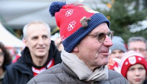 Karl-Heinz Rummenigge will "step by step" denken