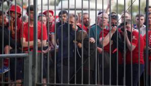 Die Fans des FC Liverpool erlebten einen Horrorabend in Paris.