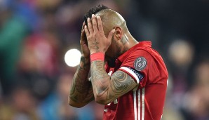 Arturo Vidal: In der ersten Hälfte bärenstark, mit den meisten Ballaktionen, den meisten Torschüssen (darunter das 1:0). Sein verschossener Elfer brachte aber einen Bruch. Gegen Ende viel zu übermotiviert - Note: 3