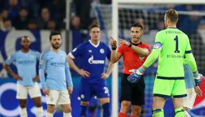 Bastian Oczipka und Ralf Fährmann patzten. City-Keeper Ederson hielt zwar keinen Schuss, aber bereitete ein Tor vor. Leroy Sane wurde zum umjubelten Helden. Die Noten und Einzelkritiken zu FC Schalke 04 gegen Manchester City.