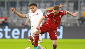 JOSHUA KIMMICH: Musste viel Raum allein verteidigen und bespielen, löste seine Aufgabe aber souveräner als gegen Leverkusen. Leitete viele Angriffe gut ein und lief defensiv einige Konter ab. Note: 2,5