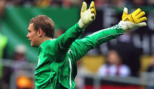 Manuel Neuer (im Bild) ist die neue deutsche Nummer eins, Tim Wiese sein Stellvertreter