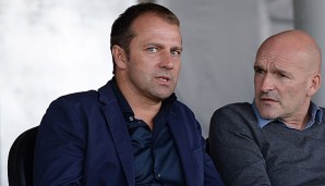 Hansi Flick (l.) ist neuer Sportdirektor beim DFB