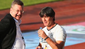 Reinhard Grindel kann sich eine Zusammenarbeit mit Joachim Löw auch bis 2020 vorstellen