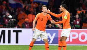 Virgil Van Dijk: Räumte hinten alles weg, gerade in der Luft, wurde vorn bei Standards gesucht. Konnte Gnabry bei dessen Tor aber nicht halten, trabte nur neben dem Deutschen her. Note: 3.