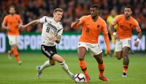 Georginio Wijnaldum: In Halbzeit eins ohne gewonnenen Zweikampf, das Spiel lief an ihm vorbei. In der zweiten Halbzeit kam von ihm mehr, legte Depays 2:2 auf. Note: 3,5.