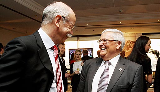 Dieter Zetsche (l.) und Theo Zwanziger einigten sich vorzeitig auf eine weitere Zusammenarbeit