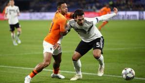 Mats Hummels: Etwas besser als Boateng, legte zum Jahresende zu. Hatte im DFB-Team erstmals mit Schwankungen zu kämpfen. Im WM-Gruppenspiel gegen Schweden nur auf der Bank. Note: 3,5.