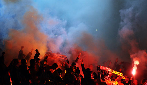 Beim Spiel gegen Borussia Dortmund kam seitens der Dresden-Fans zu Ausschreitungen