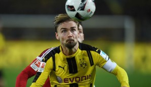 Marcel Schmelzer: Hatte Robben über weite Strecken gut im Griff und bewies dabei eine gute Antizipation, durch die er einige Spielzüge schon früh erstickte. Im Umschaltspiel mit klaren, aber keinen riskanten Aktionen. Note 3