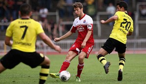 Daniel Hofstetter (M.) muss sich einen neuen Klub suchen