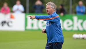 Guus Hiddink steht mit seinem Team in der EM-Quali schon früh unter druck