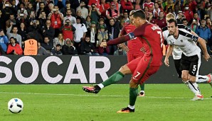 Weil Cristiano Ronaldo vom Punkt nur den Pfosten traf durfte der Schwede jubeln