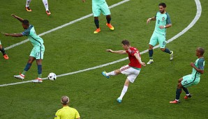 Zoltan Gera zog gegen Portugal volley ab und traf zum 1:0