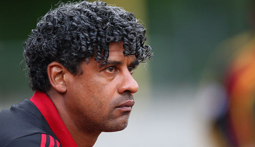 Frank Rijkaard würde als Nationaltrainer Saudi-Arabiens angeblich 6,3 Millionen Euro verdienen