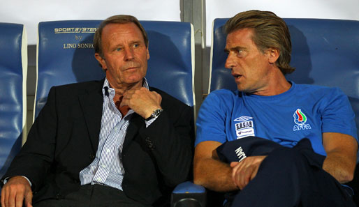 Berti Vogts (l.) und Uli Stein betreuen zurzeit die Nationalmannschaft von Aserbaidschan