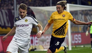 Das Duell des Abends lieferten sich Ciro Immobile (l.) und Dynamo-Kapitän Michael Hefele