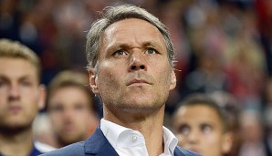 Marco van Basten möchte, dass weniger als elf Spieler auf dem Feld stehen