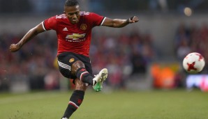 Abwehr: Antonio Valencia