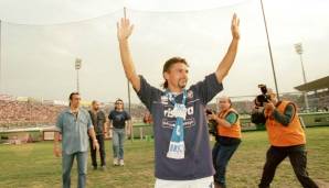 Roberto Baggio: 1997 von Milan zum FC Bologna, 2000 von Inter zu Brescia Calcio. Was macht einer der weltbesten Spieler seiner Generation in Bologna und Brescia? Richtig, Tore schießen ohne Ende und sich ein Denkmal bauen