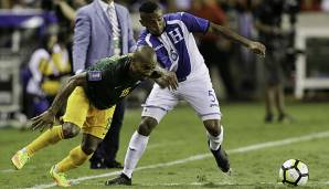 Florent Malouda führte die Nationalmannschaft Französisch-Guyanas beim Gold Cup gegen Honduras als Kapitän auf den Plazt.